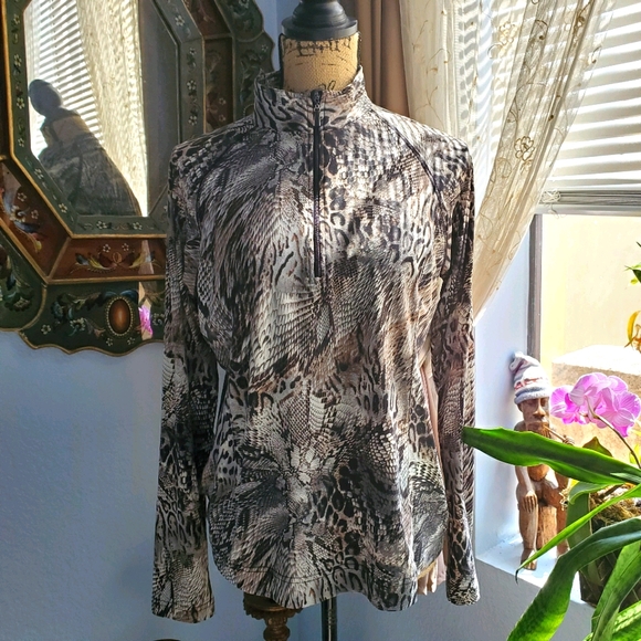 Sport Haley Top - Picture 1 of 5
